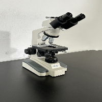 VWR Compound Binocular Microscope image 0